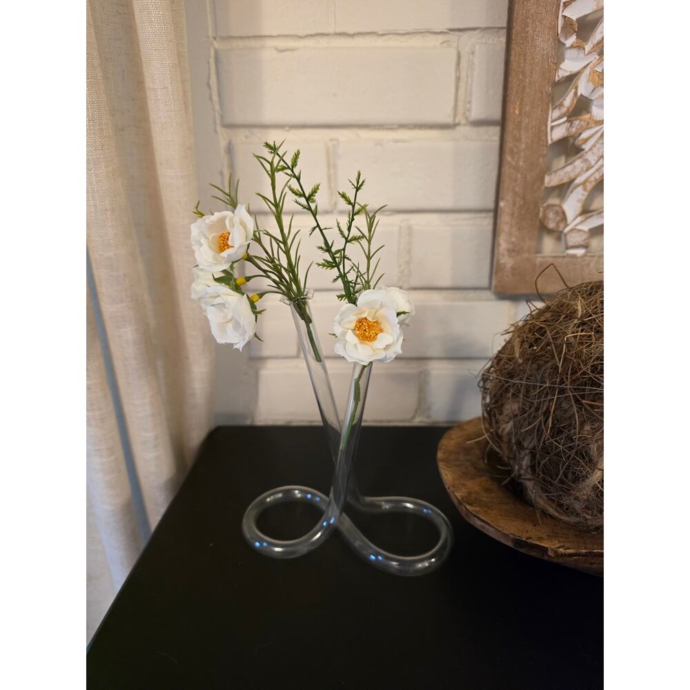VTG 1980s Clear Glass Loop-Base Bud Vase Nostalgia Minimalist Retro Decor EUC - Picture 4 of 9
